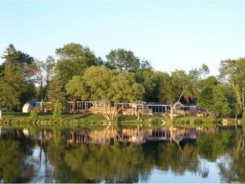 Woodland Estate Resort Campbellford 外观 照片